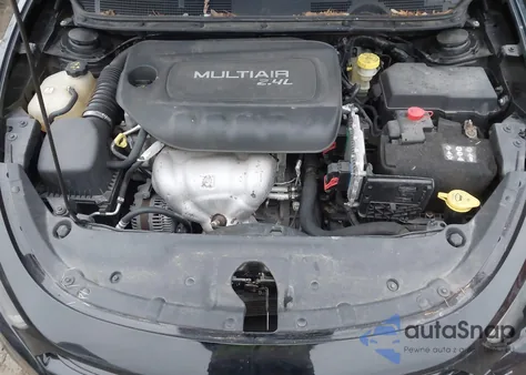 2016 Dodge Dart Sxt z USA, uszkodzony, nr VIN 1C3CDFBB2GD644903